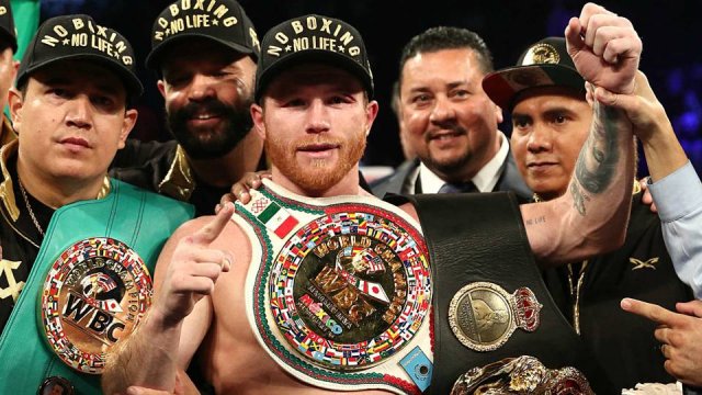 canelo-alvarez-belts-091518-getty-ftrjpg_5txd6aupgc1y13i9lt21gx5fg.jpg