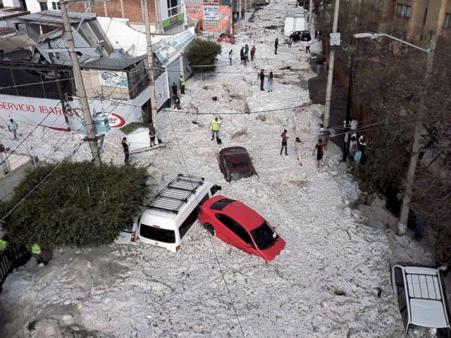 hail-mexico-street-gty-ps-190701_hpMain_4x3_992.jpg